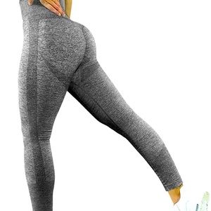 Women’s Leggings with glute magnifier.